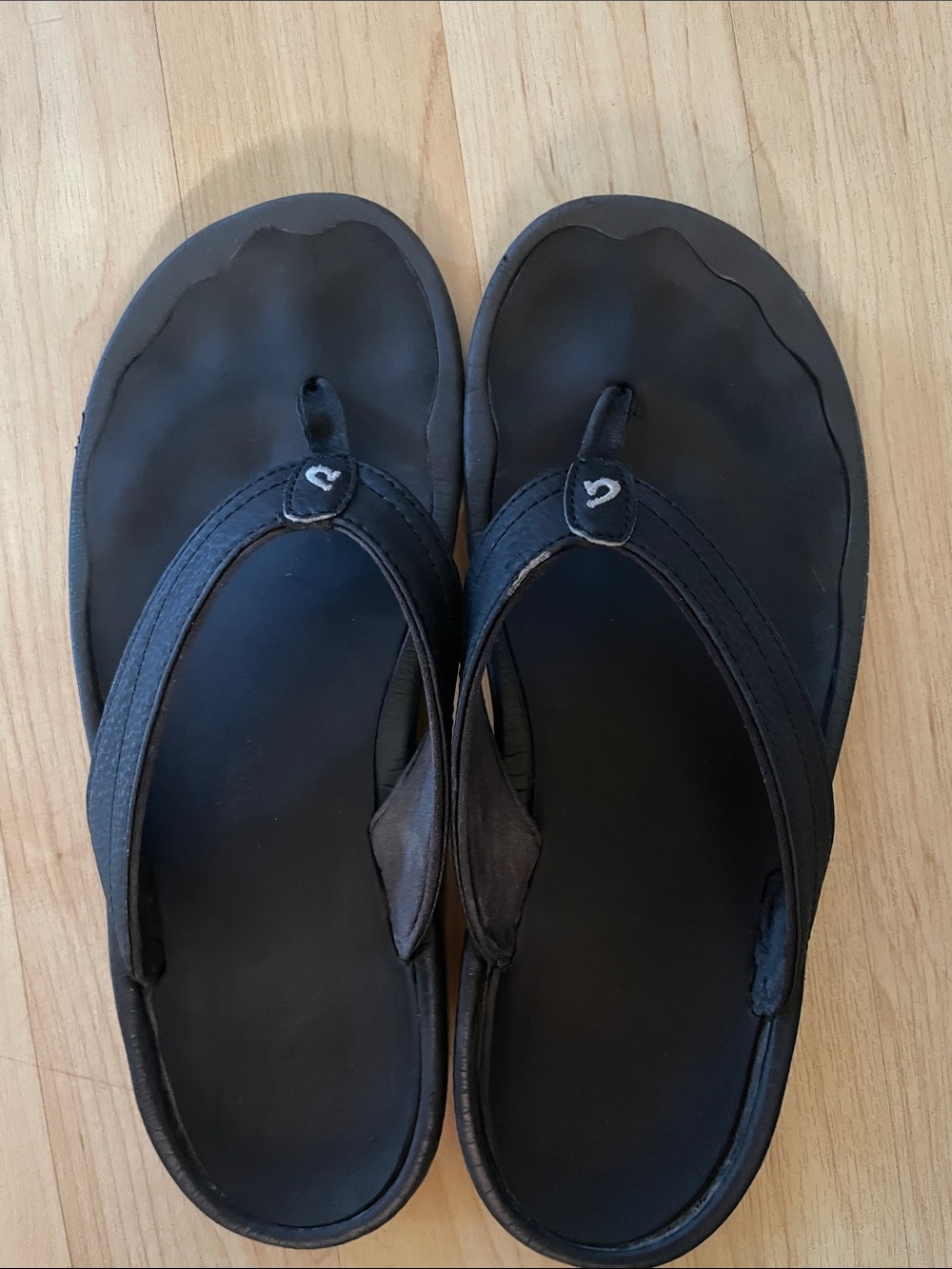 Women’s Olu’kai Ohana Beach Waterproof Black Flip Flops Size 10.5 Womens